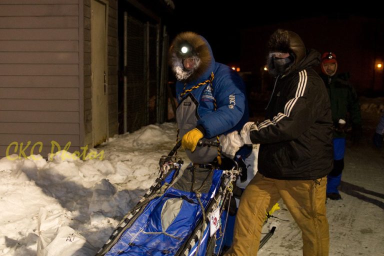 Aniak to Bethel by dog sled – John Baker 2011 Iditarod Winner & 2010 K300 Winner checking into Aniak in 2010